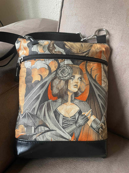 crossbody met bijzondere Halloween print