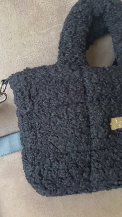 Tas Noir Teddy (Handmade Cozy Luxe Bag)